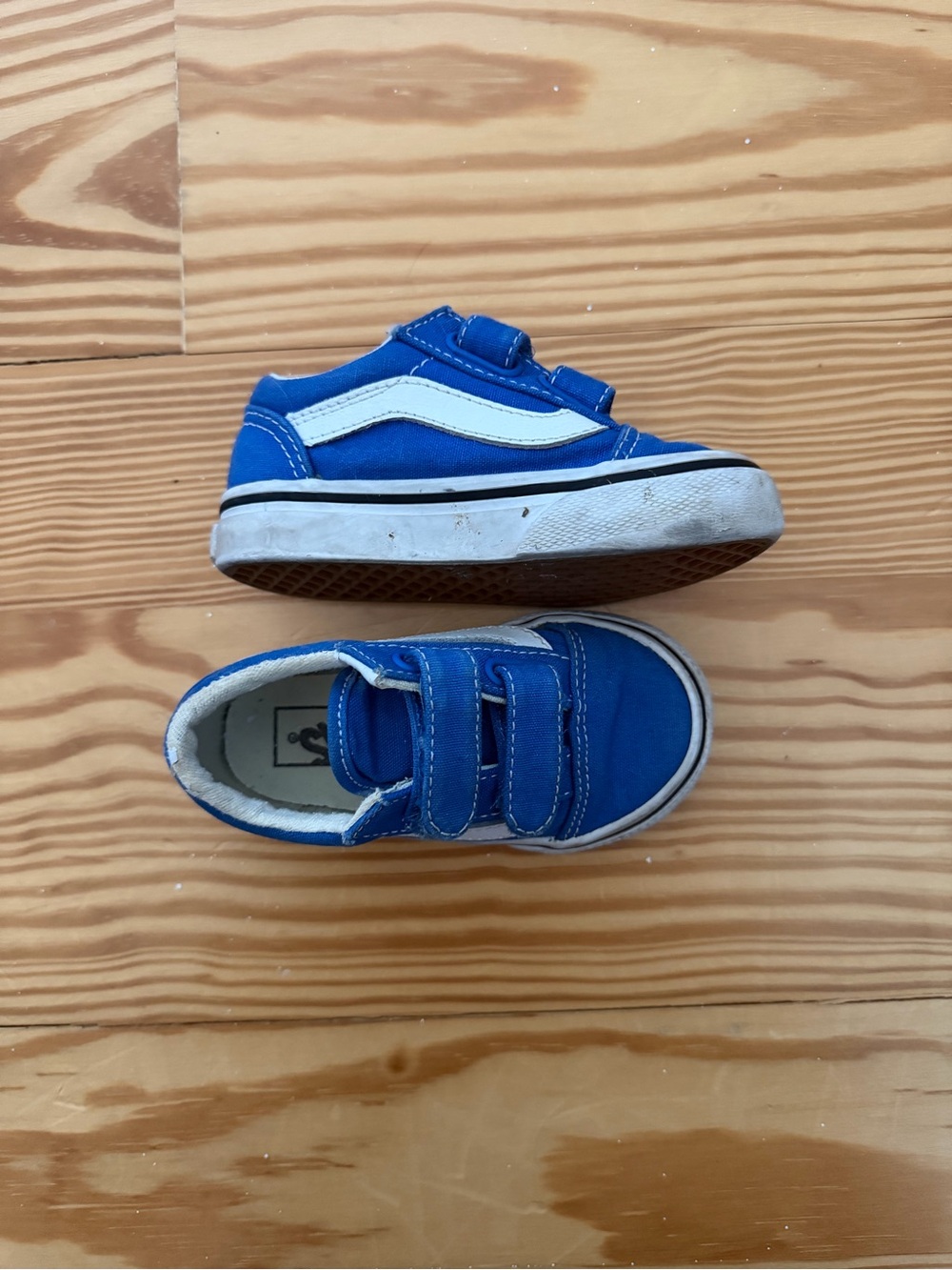 Vans Kids Royal Blue Velcro Sneakers with White Stripe